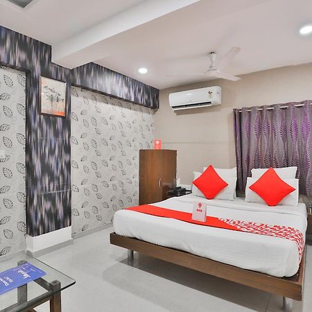 Hotel O Keshav Ahmedabad Luaran gambar