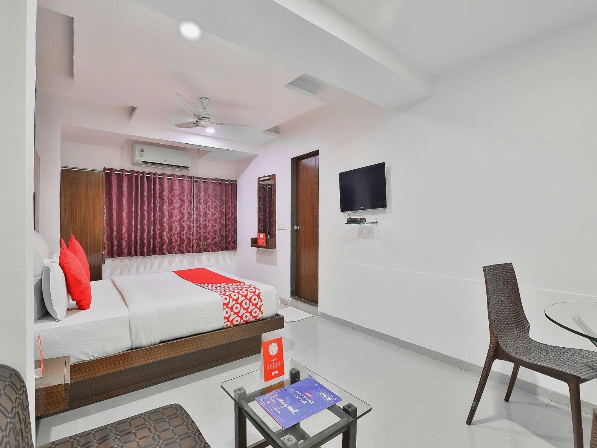 Hotel O Keshav Ahmedabad Luaran gambar
