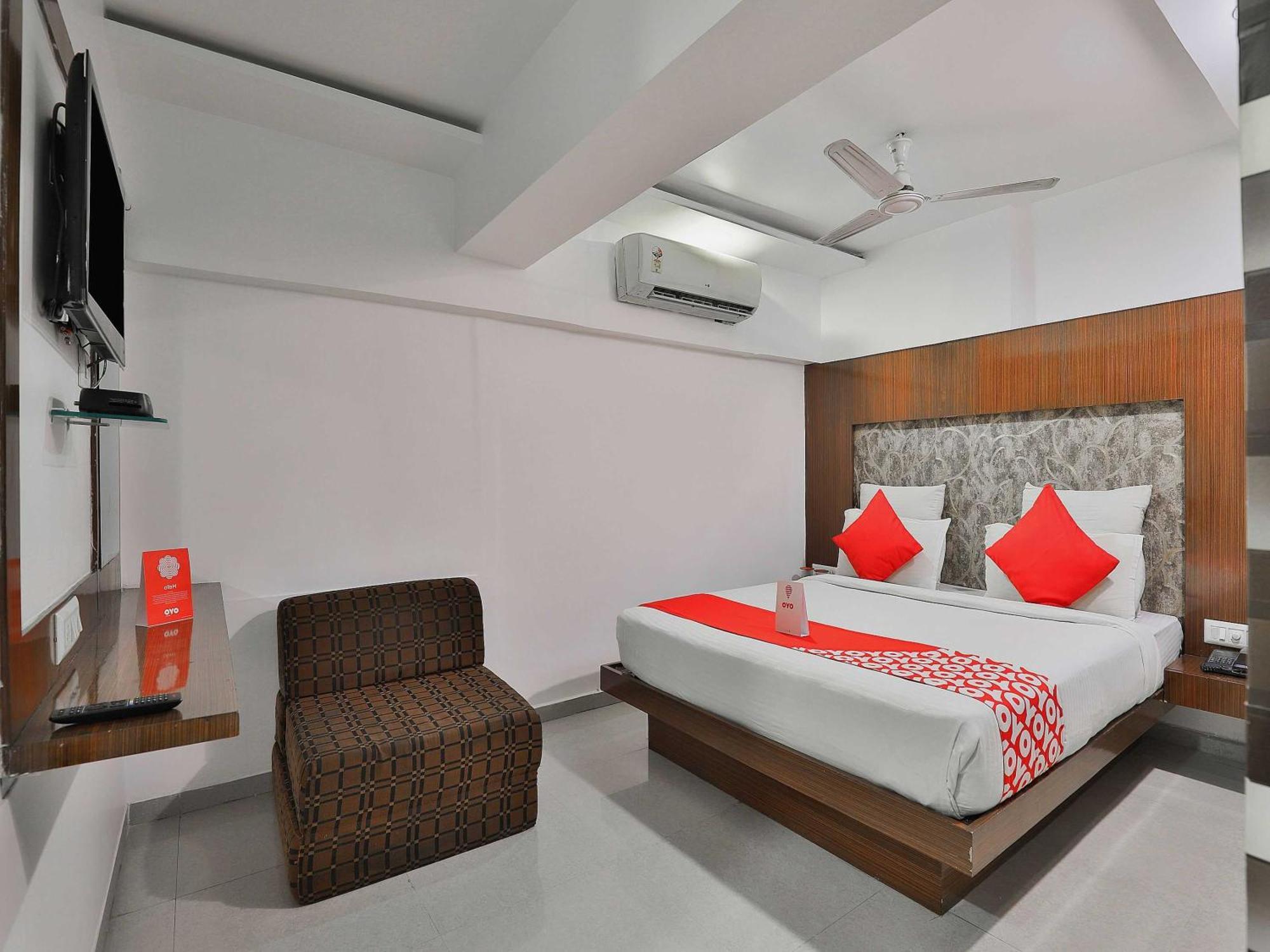 Hotel O Keshav Ahmedabad Luaran gambar