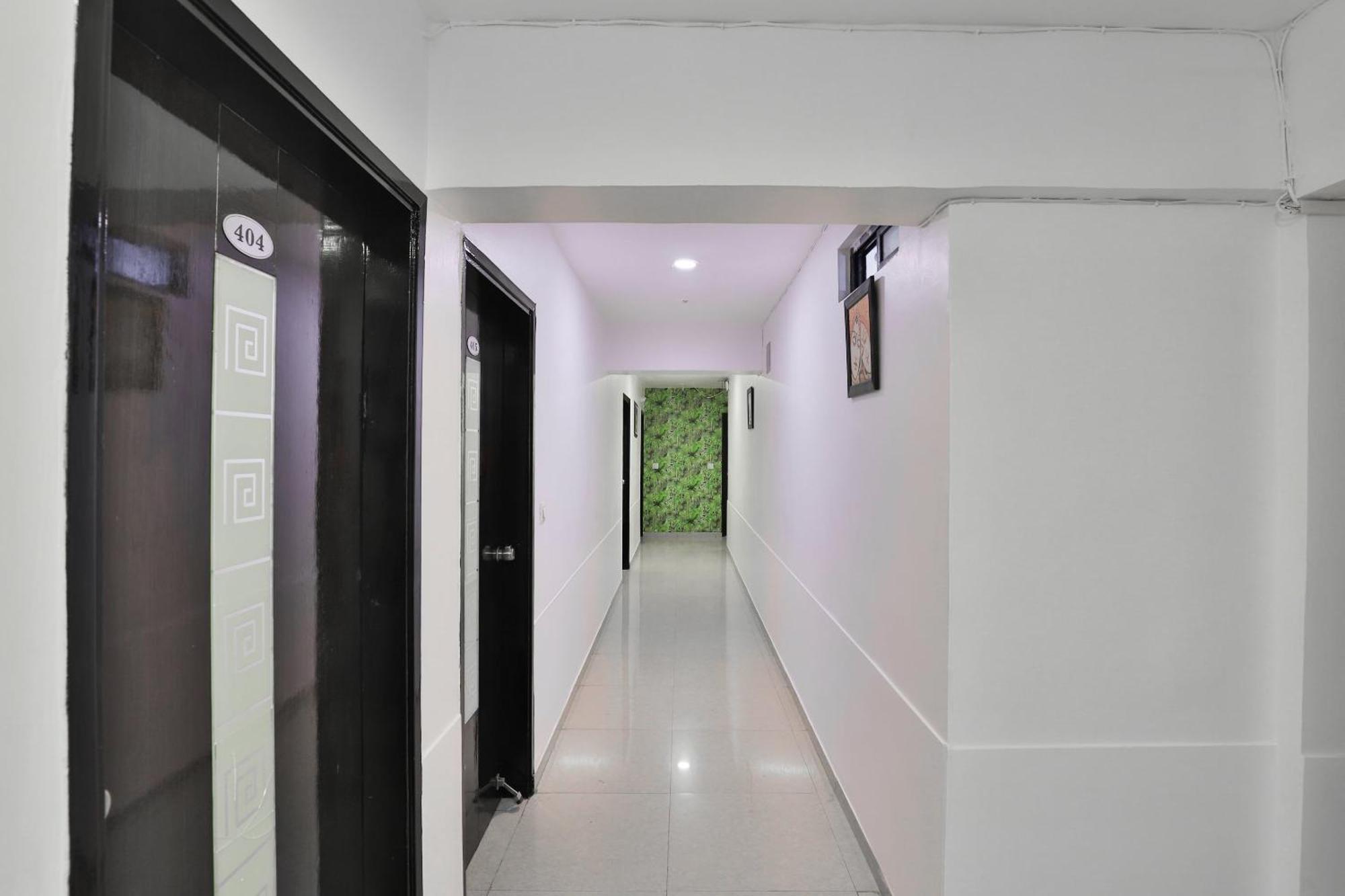 Hotel O Keshav Ahmedabad Luaran gambar