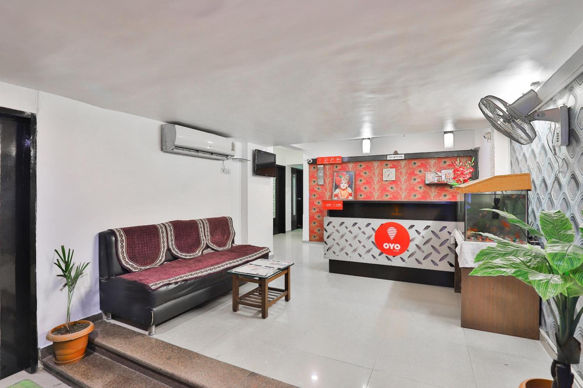 Hotel O Keshav Ahmedabad Luaran gambar