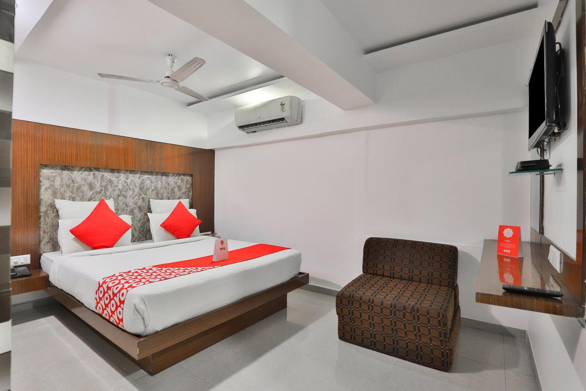 Hotel O Keshav Ahmedabad Luaran gambar