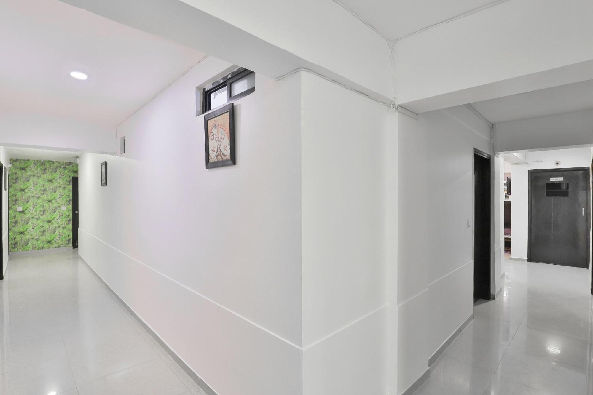 Hotel O Keshav Ahmedabad Luaran gambar