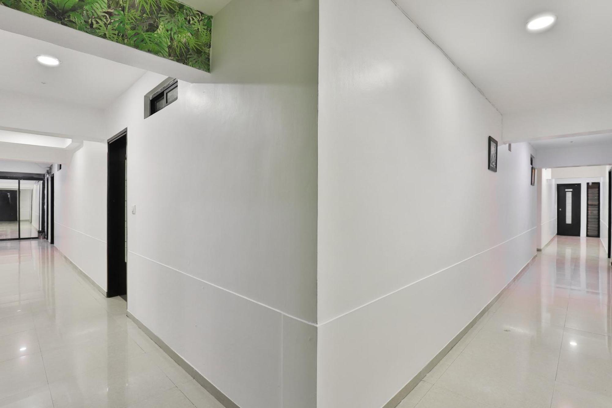 Hotel O Keshav Ahmedabad Luaran gambar
