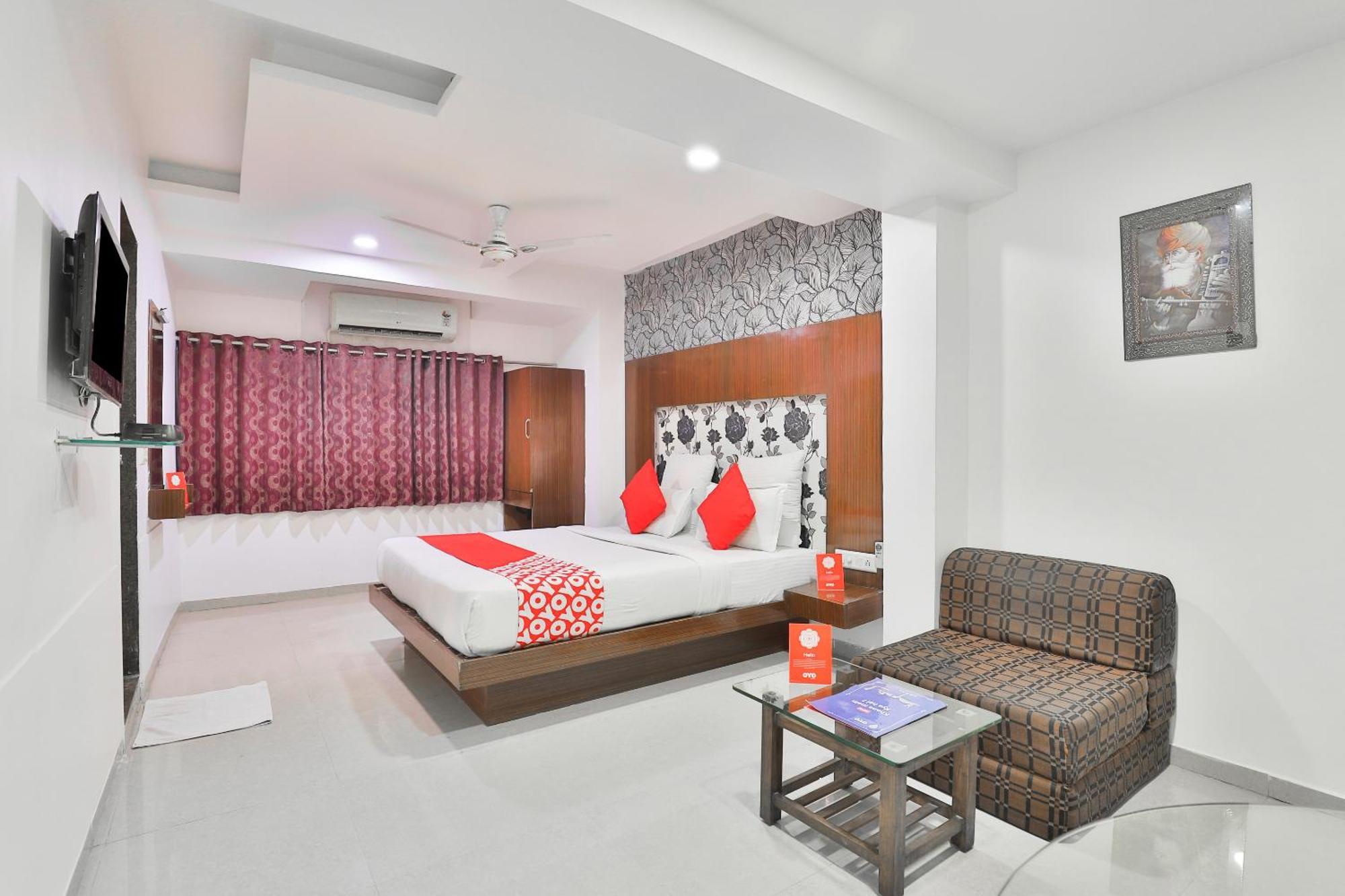 Hotel O Keshav Ahmedabad Luaran gambar