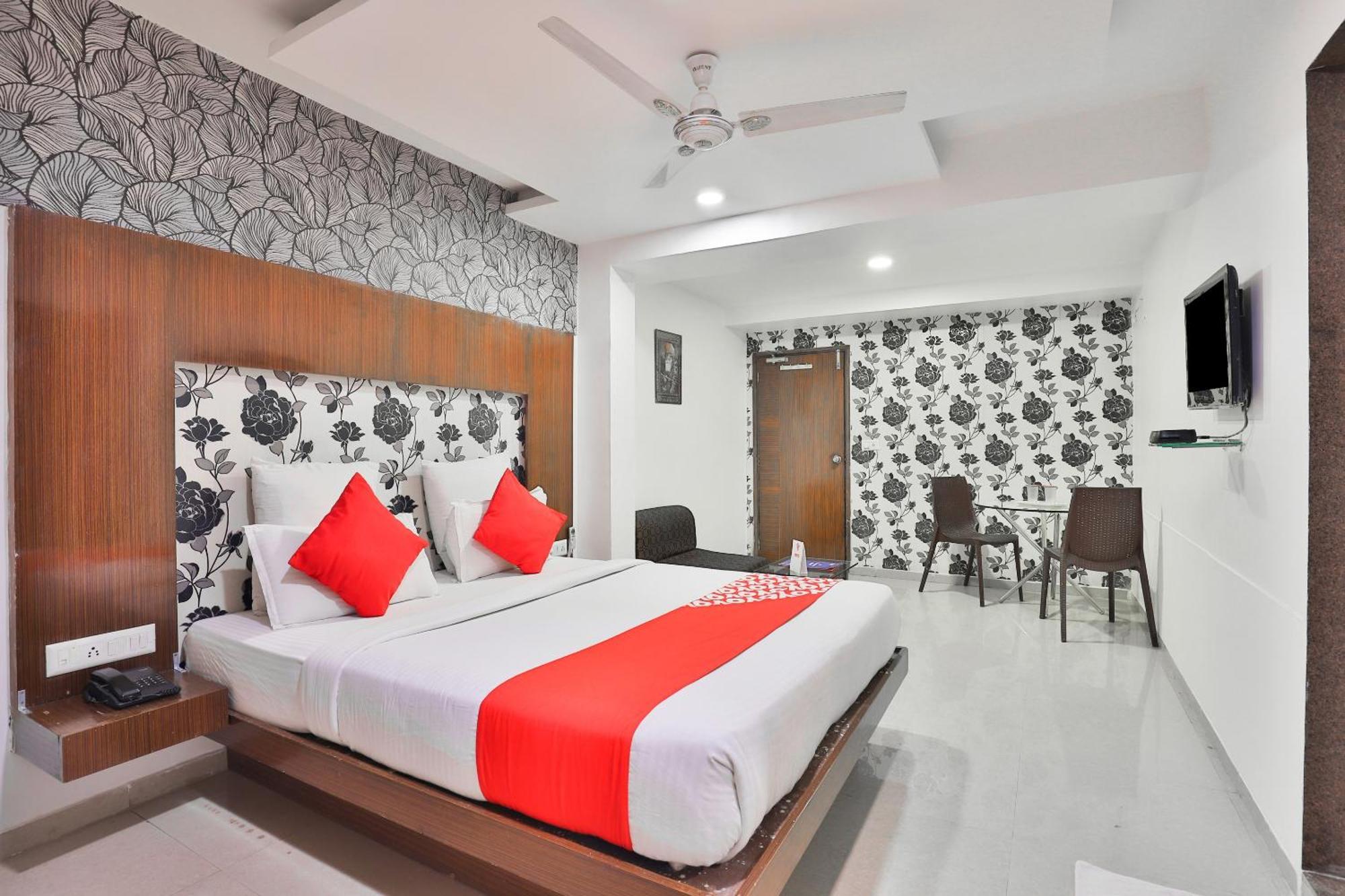 Hotel O Keshav Ahmedabad Luaran gambar