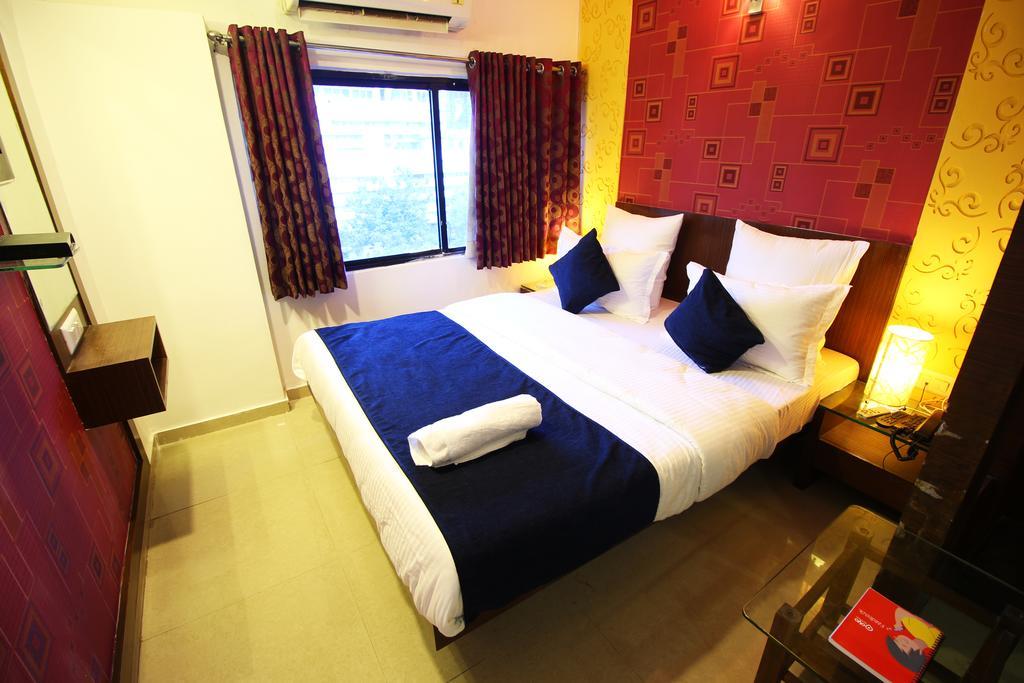 Hotel O Keshav Ahmedabad Bilik gambar
