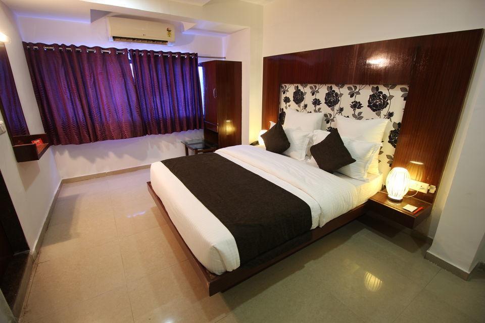 Hotel O Keshav Ahmedabad Luaran gambar